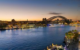 Pullman Quay Grand Sydney Harbour Hotel